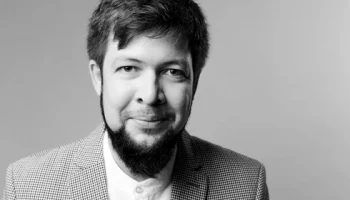 Übersetzer Vladimir Shvemler Übersetzer Vladimir Shvemler