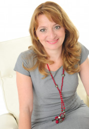 &Uuml;bersetzerin Evelina Junker